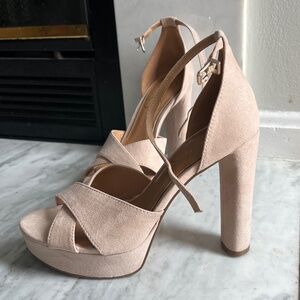 Jessica Simpson Irbella Platform Sandal Beige Faux Suede Size 7M